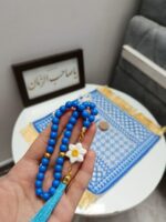 جانماز کیفی طرح زیلو  |  جانماز، تسبیح و مهر انگشتی - تصویر 3